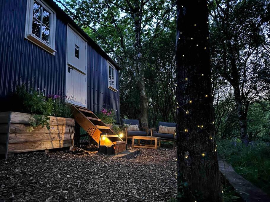 Cornwall Woodland Shepherd'S Hut - Dennis Hut Bodmin Eksteriør billede